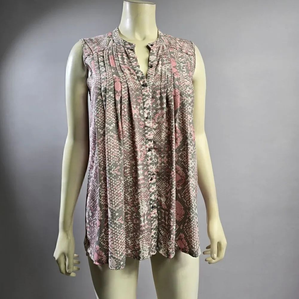 Daniel rainn small top R4